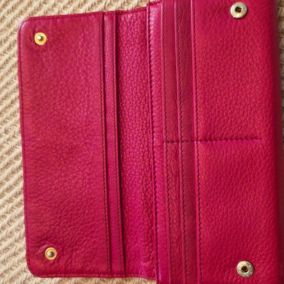 Tory Burch Raspberry Red Leather Card Long Wallet - Picture 4 of 8